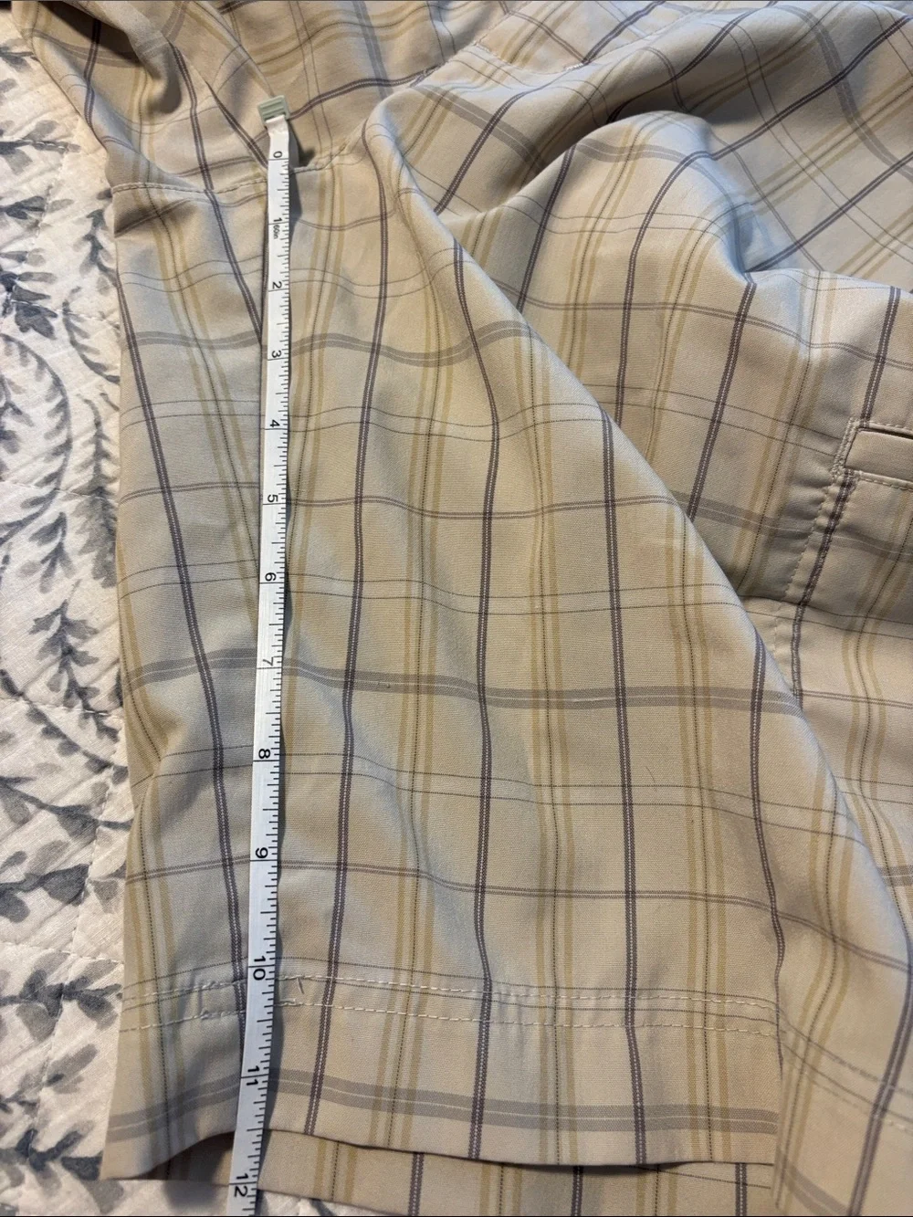 ADIDAS Men's Size 34 Beige Plaid Golf Cargo Shorts